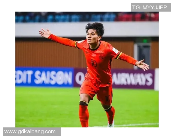 19岁足球新星崛起 世界足坛未来之星潜力无限