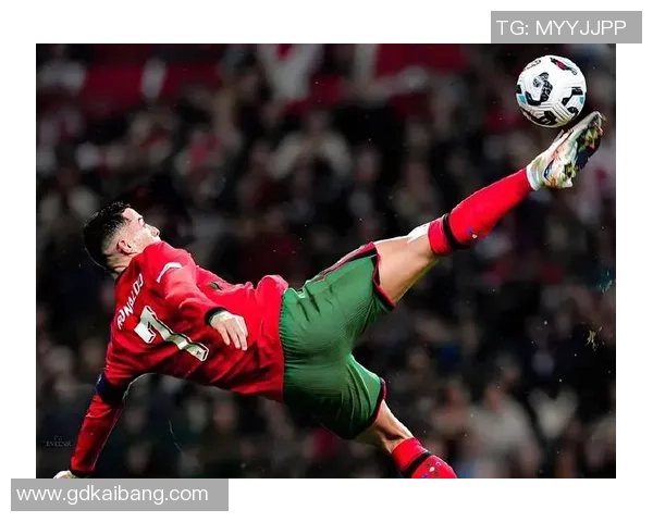 77号足球明星是谁揭秘 他的传奇故事与辉煌成就