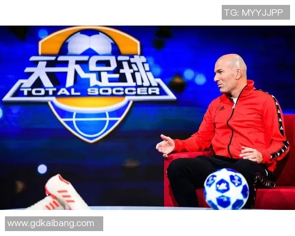 《聚焦足球传奇:解密Soccer系列中的顶级球星与精彩瞬间》 《聚焦足球传奇:解密Soccer系列中的顶级球星与精彩瞬间》