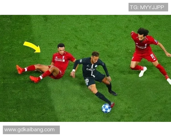 世界足坛巨星辉煌纪录盘点全面解读那些不可思议的历史瞬间