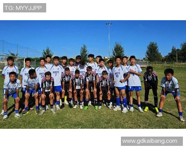 从外貌看足球明星：那些颜值与实力并存的球员们