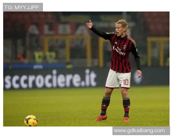 十六号球星的足球传奇之路:从初出茅庐到世界顶级明星 十六号球星的足球传奇之路:从初出茅庐到世界顶级明星