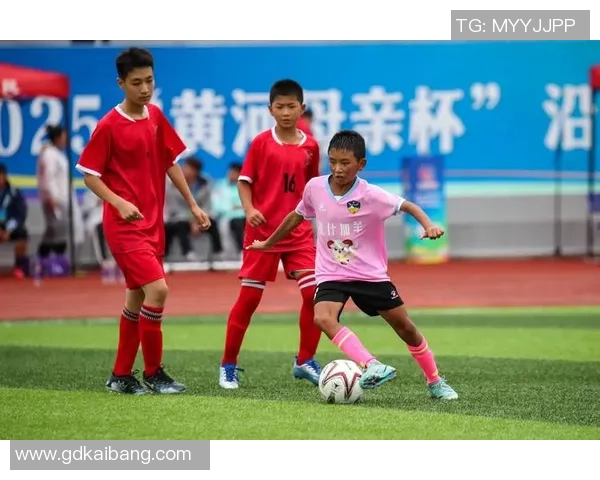 可以在星期天踢足球吗是否有时间限制与注意事项 可以在星期天踢足球吗是否有时间限制与注意事项