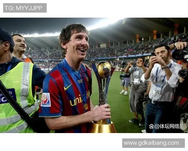 欧洲足球巨星风采图鉴 纵览球场传奇与帅气瞬间